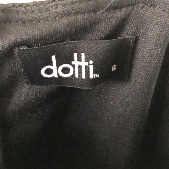 Dotti Bodycon Lace Dress - Picture 6 of 6